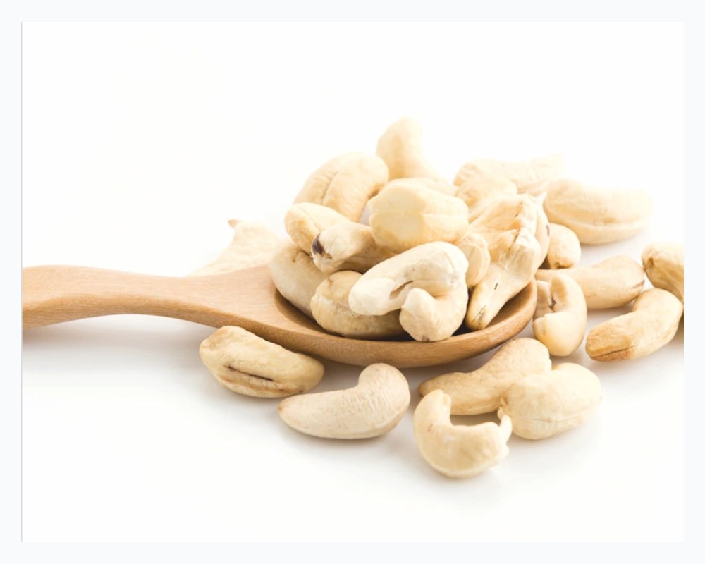 Whole cashew kernels produced by SM-10